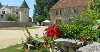 Gîtes du Château d'Embourg Gîtes du Château d'Embourg
