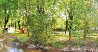 Le-pody&Hoby-cabanes-nature-evre-canoe-beaupreau-Maine-et-Loire-Ôsez-Mauge Le-pody&Hoby-cabanes-nature-evre-canoe-beaupreau-Maine-et-Loire-Ôsez-Mauge