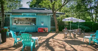 Aire d'accueil et de services sur camping Aire d'accueil et de services sur camping