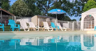 Aire d'accueil et de services au Camping des Papillons Aire d'accueil et de services au Camping des Papillons
