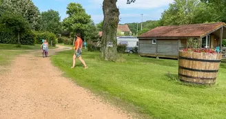 Aire d'accueil et de services au Camping des Papillons Aire d'accueil et de services au Camping des Papillons