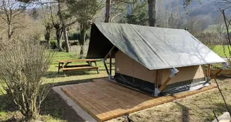 Les Insolites - Camping de la Vallée du Doux Les Insolites - Camping de la Vallée du Doux