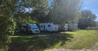 Lou Visetto - Accueil de camping-car