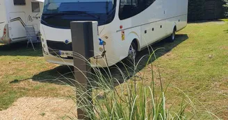 Lou Visetto - Accueil de camping-car