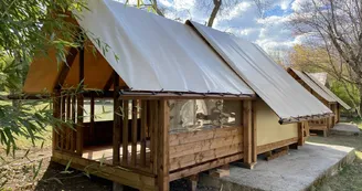 Les Cyclolodges de Saint-Amand Les Cyclolodges de Saint-Amand