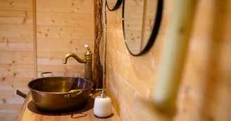 La Cabane insolite & Spa - chambre d'hôtes La Cabane insolite & Spa - chambre d'hôtes