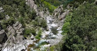 Vallée de La Beaume Vallée de La Beaume