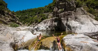 Vallée de La Beaume Vallée de La Beaume