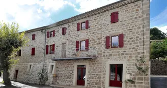 Maison d'Hôte La Castanéa Maison d'Hôte La Castanéa