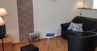 Les Acacias Les Acacias