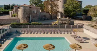 Château de Chaussy - Gite n°11 (8 - 12 personnes) Piscine Chauffée Château de Chaussy - Gite n°11 (8 - 12 personnes) Piscine Chauffée