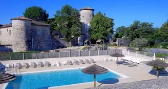 Château de Chaussy - Gite n°11 (8 - 12 personnes) Piscine Chauffée Château de Chaussy - Gite n°11 (8 - 12 personnes) Piscine Chauffée