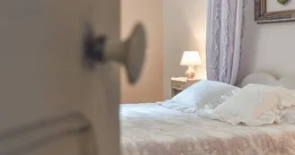 Château de Chaussy - Gîte n°2 (2 - 4 personnes) Piscine Chauffée