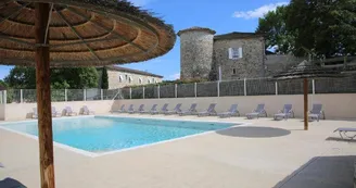 Château de Chaussy - Gîte n°2 (2 - 4 personnes) Piscine Chauffée