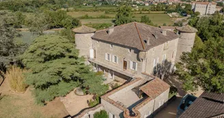 Château de Chaussy - Gîte n°3 - Loft (2 - 4 personnes) - Piscine chauffée