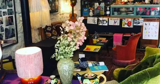 Maison Bleue Café