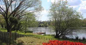 Flower Camping LES BERGES DE LA DORDOGNE Flower Camping LES BERGES DE LA DORDOGNE