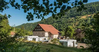 DOMAINE DU HAUT DES BLUCHES DOMAINE DU HAUT DES BLUCHES