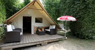 Camping Le Pont de Mazerat Camping Le Pont de Mazerat