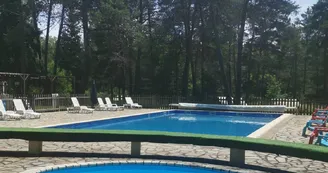 Camping Les Sapins de Correze Camping Les Sapins de Correze