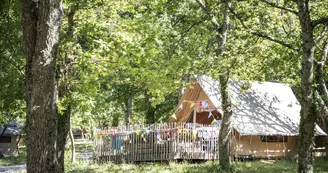 Village Huttopia Dieulefit Village Huttopia Dieulefit