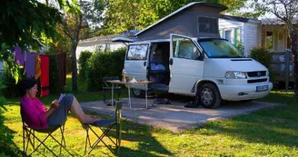 Camping Les Pommiers d'Aiguelèze Camping Les Pommiers d'Aiguelèze