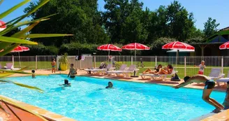 Camping Les Pommiers d'Aiguelèze Camping Les Pommiers d'Aiguelèze