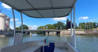 Balade en bateau solaire Lor'n boat Balade en bateau solaire Lor'n boat