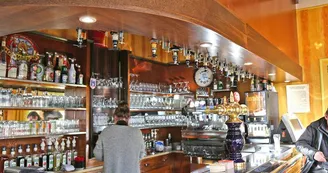 Bar le point central