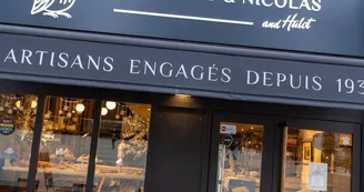 Restaurant Salon de thé Pâtisserie Ségolène & Nicolas and Hulot Restaurant Salon de thé Pâtisserie Ségolène & Nicolas and Hulot