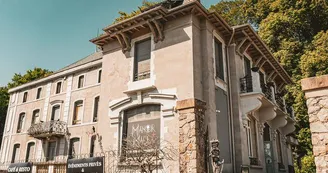 Le Manoir aux Légendes Le Manoir aux Légendes