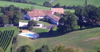 Domaine Oronozia- vue aérienne-Baigorri Domaine Oronozia- vue aérienne-Baigorri