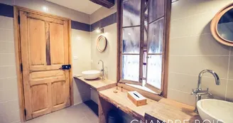 SDB Chambre bois 2.jpg SDB Chambre bois 2.jpg