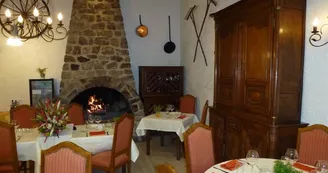 Hôtel - Logis "La Sapinière"