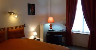 Hôtel - Logis "La Sapinière"