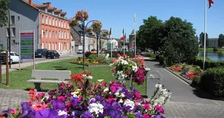 GIVET, Ville Fleurie "3 Fleurs" GIVET, Ville Fleurie "3 Fleurs"