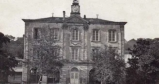 Carte postale de l'Hôtel de Ville de Montigny-le-Roi Carte postale de l'Hôtel de Ville de Montigny-le-Roi