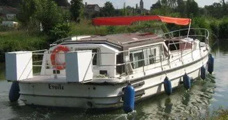 champagne 52 chamouilley marne plaisance bateau c3 a9toile 1._2 champagne 52 chamouilley marne plaisance bateau c3 a9toile 1._2