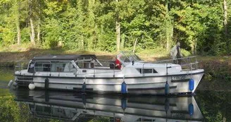 champagne 52 chamouilley marne plaisance bateau c3 a9toile 2._1 champagne 52 chamouilley marne plaisance bateau c3 a9toile 2._1