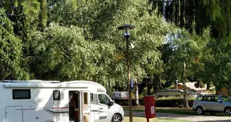 Aire de service pour camping car