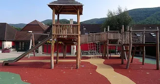 Aire de jeux - Tilleuls Aire de jeux - Tilleuls