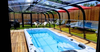 SPA DE NAGE SPA DE NAGE