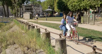 Halte fluviale vélos010