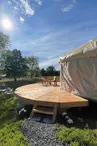 La Yourte au bord du lac