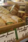 Petit marché Bio et producteurs locaux à Ruoms