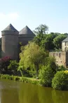 Lassay les Châteaux - vue étang